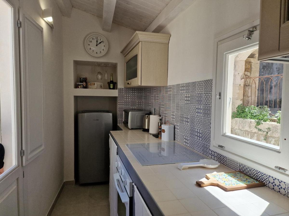Ortigia Lifestyle 4 Seasons Villa Syracuse Eksteriør billede